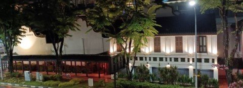 Forever 遗产结构主入口位于新市场路 (New Market Rd)。