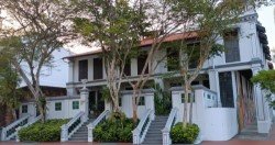 Heritage building at Kreta Ayer Rd and Neil Rd.