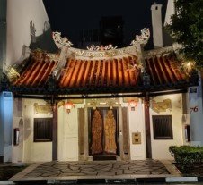 福德志博物馆 (Fuk Tak Chi Museum): 建成1825年。