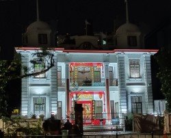 Heritage Building right after The Pinacle@Duxton at Cantonment Rd.
