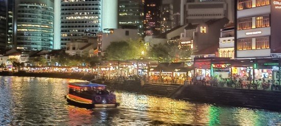 The dining options of Boat Quay.