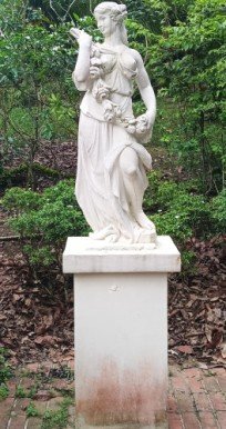 Statue at Sundial Garden by Unknown Sculptor.