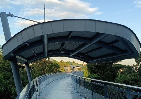 西罗索堡的空中桥梁。