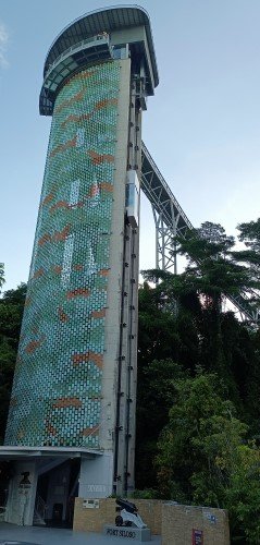 西罗索堡的空中桥梁。