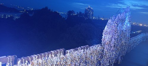 小许愿铃阳台。