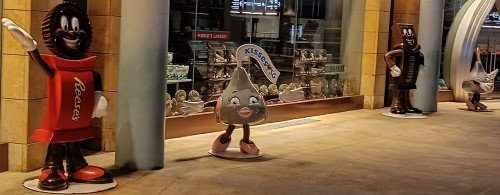 Hershey's Reese and Kisses.