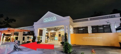 背对圣淘沙站，然后右转。