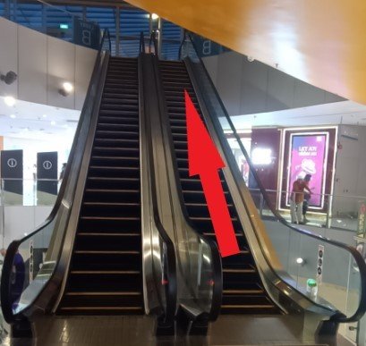 Take the nearest escalators (Lobby B) to the Sky Park at Level 3.
