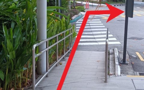 下坡然后过两条斑马线。