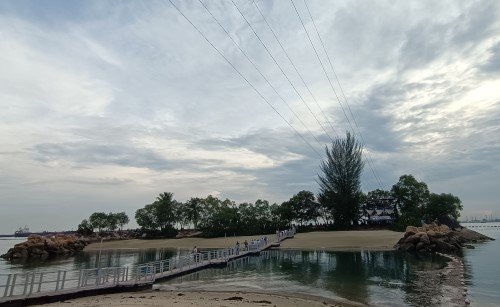 Megazip 西乐索海滩附近的人工岛。