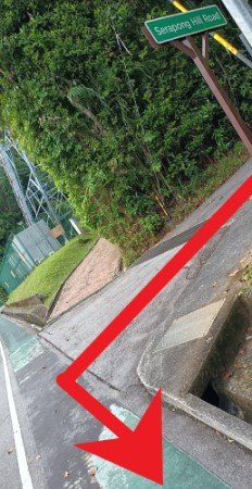 沿色拉蓬山路走下来，然后左转。</figcaption>
</figure>
</p>

<li> 进入 Woolwich Rd 伍利奇路并往下走。</li>

<p>
<figure>
<IMG class=