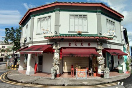 中峇鲁猴庙外观。